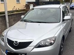 Silber Gebraucht 2004 Mazda 3 Comfort Limousine | 1.500 € (Superpreis)