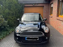 Schwarz Gebraucht 2013 Mini ONE Brick Lane Kleinwagen | 4.000 € (Fairer Preis)