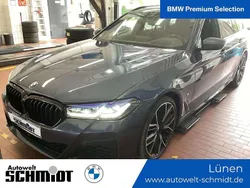 Arctic race blue metallic Gebraucht 2022 BMW 540 M Sport Kombi | 46.390 € (Fairer Preis)