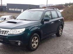 Grün Gebraucht 2012 Subaru Forester SUV | 5.500 € (Guter Preis)