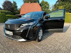 Schwarz Gebraucht 2022 Peugeot 3008 Allure SUV | 20.800 € (Fairer Preis)