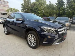 Blau Gebraucht 2016 Mercedes GLA200 SUV | 21.999 € (Fairer Preis)