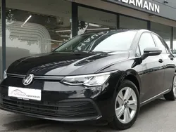 Schwarz Gebraucht 2020 VW Golf VII Life Limousine | 18.770 € (Fairer Preis)