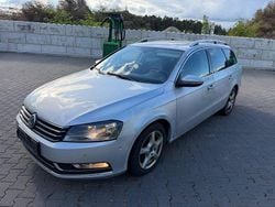 Silber Gebraucht 2010 VW Passat Highline Kombi | 2.999 € (Guter Preis)