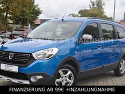Blau Gebraucht 2020 Dacia Lodgy Stepway Van / Kleinbus | 14.490 € (Fairer Preis)