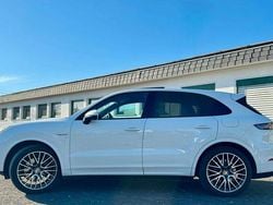 Weiß Gebraucht 2021 Porsche Cayenne SUV | 71.250 € (Superpreis)