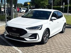 Frostweiß Neu 2024 Ford Focus ST-Line Limousine | 25.490 € (Guter Preis)