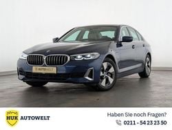 Blau Gebraucht 2021 BMW 545e Luxury Line Limousine | 43.760 € (Fairer Preis)