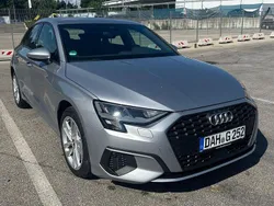 Silber Gebraucht 2020 Audi A3 Sportback Ambiente Limousine | 22.450 € (Guter Preis)