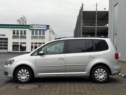 Silber Gebraucht 2012 VW Touran Comfortline Van / Kleinbus | 6.670 € (Fairer Preis)