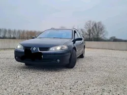 Blau Gebraucht 2005 Renault Laguna II Kombi | 2.300 € (Fairer Preis)