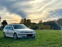 Weiß Gebraucht 1998 VW Golf IV Basis Limousine | 1.450 €