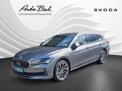 Grau (graphitegrau metallic) Gebraucht 2025 Skoda Superb LAURIN & KLEMENT Kombi | 45.990 €
