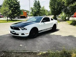 Weiß Gebraucht 2011 Ford Mustang Coupé | 19.750 € (Etwas zu teuer)