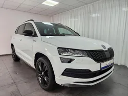 Weiß Gebraucht 2019 Skoda Karoq SportLine SUV | 19.990 € (Guter Preis)