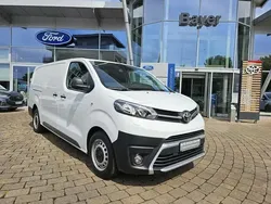 Schaumweiß Gebraucht 2022 Toyota Proace Van | 27.990 € (Fairer Preis)