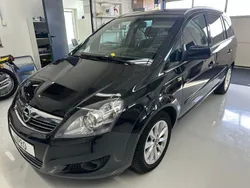 Gebraucht 2014 Opel Zafira Family Van / Kleinbus | 8.870 € (Etwas zu teuer)