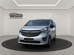Silber Gebraucht 2018 Opel Vivaro Van | 12.990 €