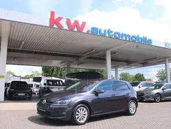 Grau Gebraucht 2015 VW Golf VII LOUNGE Limousine | 13.900 € (Fairer Preis)