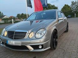 Andere farben Gebraucht 2005 Mercedes E240 Limousine | 7.600 € (Teuer)
