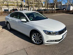 Weiß Gebraucht 2018 VW Passat Highline Limousine | 20.350 € (Fairer Preis)