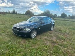 Schwarz Gebraucht 2006 BMW 320 Limousine | 2.799 € (Superpreis)