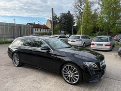 Ung. schwarz unilack Gebraucht 2019 Mercedes E220 AMG Kombi | 25.990 € (Guter Preis)