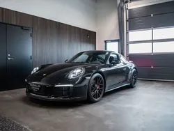 Schwarz Gebraucht 2019 Porsche 911 Carrera 4 GTS Chrono | 124.950 € (Fairer Preis)