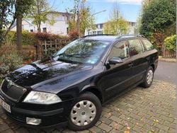 Schwarz Gebraucht 2006 Skoda Octavia Ambiente Kombi | 1.000 € (Superpreis)
