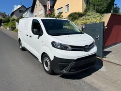 Weiß Gebraucht 2016 Toyota Proace Comfort Van | 10.710 € (Superpreis)