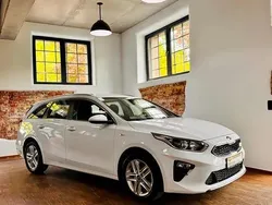 Cararraweiss Gebraucht 2020 Kia Ceed Sportswagon Vision Kombi | 18.588 € (Fairer Preis)