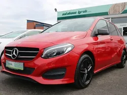 Rot Gebraucht 2016 Mercedes B200 Urban Van / Kleinbus | 17.990 € (Fairer Preis)