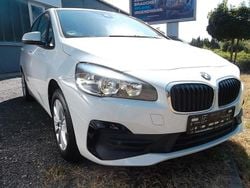 Weiß Gebraucht 2018 BMW 218 Sport Line Kombi | 14.800 € (Superpreis)