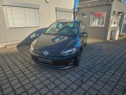 Grau Gebraucht 2016 VW Golf Sportsvan Allstar Van / Kleinbus | 12.590 € (Fairer Preis)