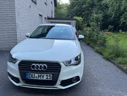 Weiß Gebraucht 2011 Audi A1 Attraction Kleinwagen | 6.500 € (Fairer Preis)