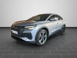 Florettsilber metallic (metallic) Gebraucht 2022 Audi Q4 e-tron Ambiente SUV | 22.690 € (Superpreis)