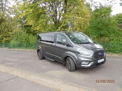 Grau Gebraucht 2020 Ford Tourneo Titanium X Van / Kleinbus | 33.000 € (Etwas zu teuer)