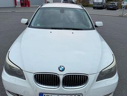 Weiß Gebraucht 2009 BMW 525 Kombi | 4.000 € (Guter Preis)