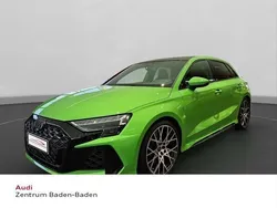 Grün Neu 2025 Audi RS3 Sportback Sport Kleinwagen | 76.550 € (Etwas zu teuer)