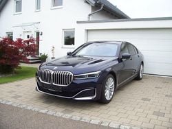 Blau Gebraucht 2019 BMW 750 Performance Limousine | 44.990 € (Superpreis)