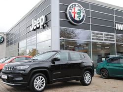 Schwarz Gebraucht 2024 Jeep Compass Altitude SUV | 33.990 € (Teuer)