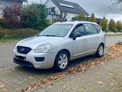 Silber Gebraucht 2007 Kia Carens EX Van / Kleinbus | 3.999 € (Etwas zu teuer)
