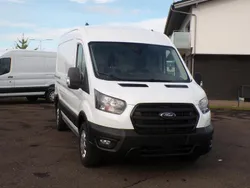 Weiß Gebraucht 2023 Ford Transit Trend | 30.320 € (Guter Preis)