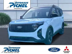 Weiß Gebraucht 2024 Ford Tourneo Courier Active Van / Kleinbus | 28.960 € (Fairer Preis)