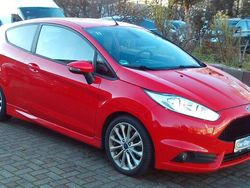 Rot Gebraucht 2015 Ford Fiesta ST Limousine | 6.999 € (Fairer Preis)