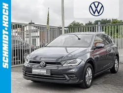 Grau Gebraucht 2024 VW Polo Style Limousine | 22.390 € (Fairer Preis)