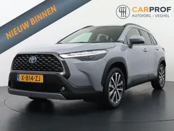 Grau Gebraucht 2024 Toyota Corolla Cross Style SUV | 32.495 € (Fairer Preis)