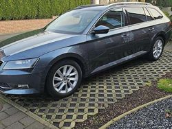 Grau Gebraucht 2015 Skoda Superb Style Kombi | 13.500 € (Fairer Preis)