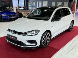 Weiß Gebraucht 2019 VW Golf VII Highline Limousine | 19.870 € (Etwas zu teuer)