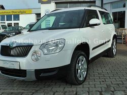 Weiß Gebraucht 2011 Skoda Yeti Ambition SUV | 5.555 € (Fairer Preis)